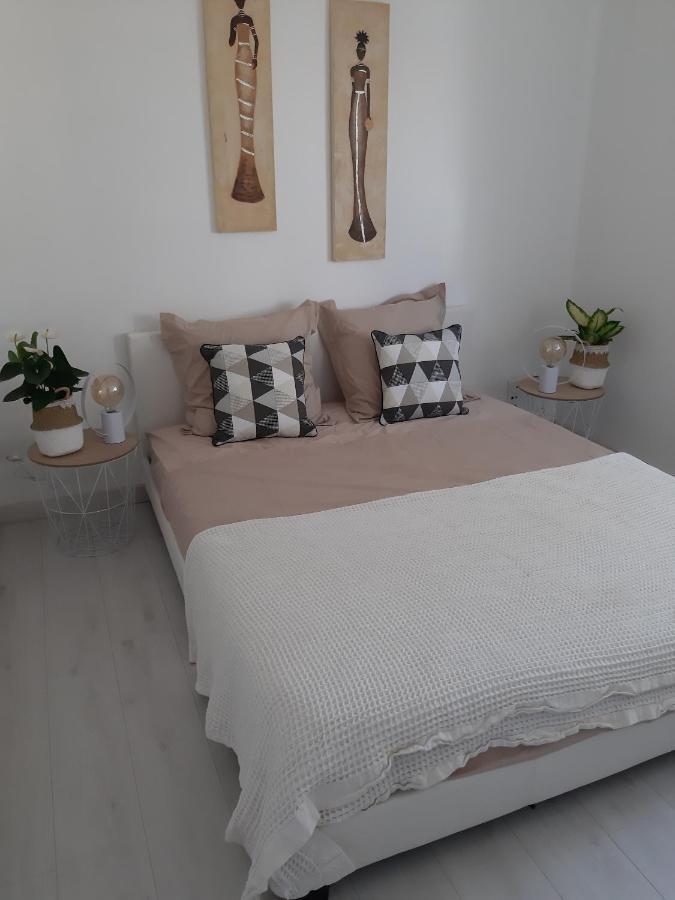 La Casita Serignanaise - Apt T2 - Clim - Jardin Bed & Breakfast エクステリア 写真