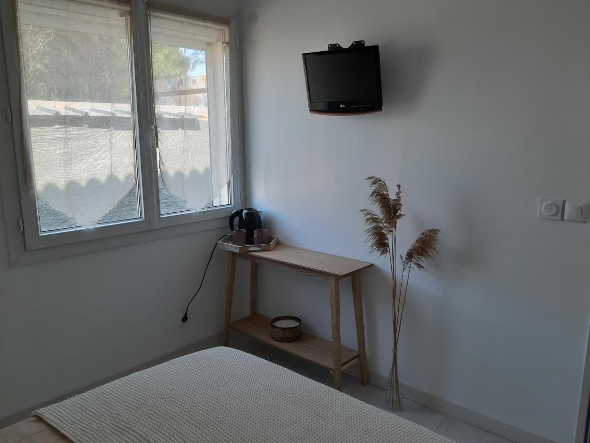 La Casita Serignanaise - Apt T2 - Clim - Jardin Bed & Breakfast エクステリア 写真