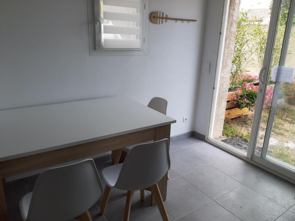 La Casita Serignanaise - Apt T2 - Clim - Jardin Bed & Breakfast エクステリア 写真