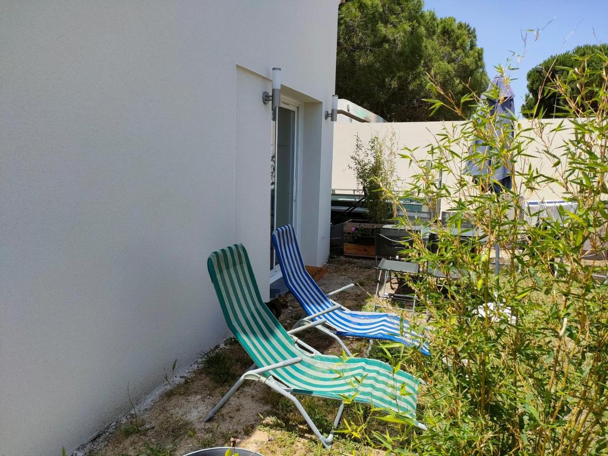 La Casita Serignanaise - Apt T2 - Clim - Jardin Bed & Breakfast エクステリア 写真